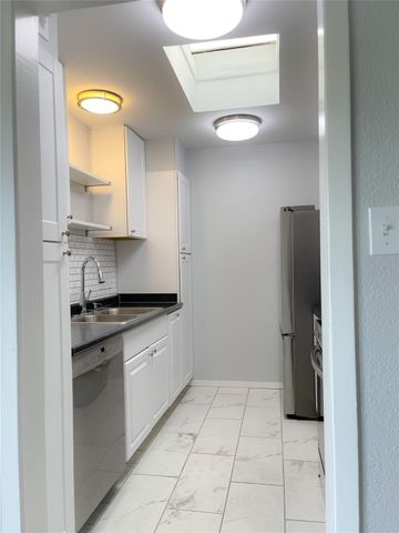 2744 Briarhurst Drive 50, Houston, TX 77057