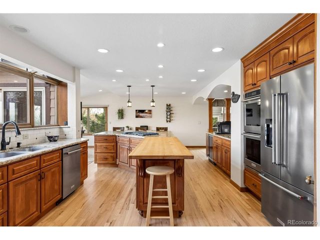 96 Mc Intyre Cir, Golden, CO 80401