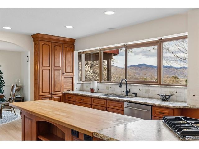 96 Mc Intyre Cir, Golden, CO 80401