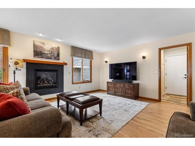 96 Mc Intyre Cir, Golden, CO 80401