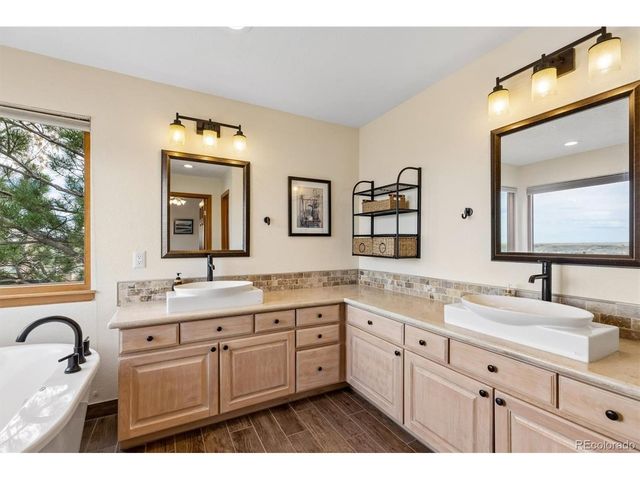 96 Mc Intyre Cir, Golden, CO 80401