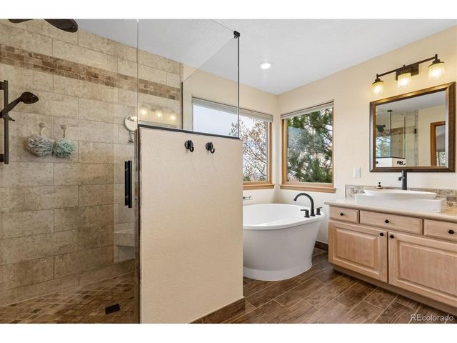 96 Mc Intyre Cir, Golden, CO 80401