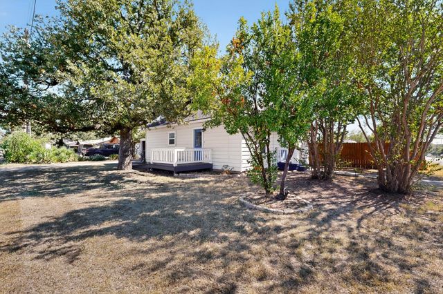 1116 Franklin Street, Weatherford, TX 76086