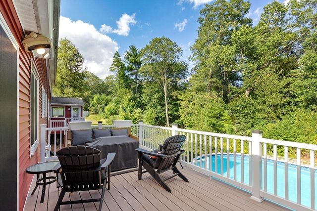 9 Cobleigh Drive, Tewksbury, MA 01876