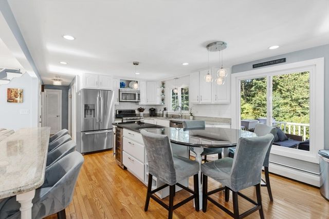 9 Cobleigh Drive, Tewksbury, MA 01876