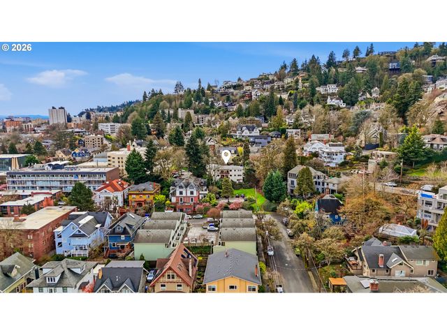 2575 Nw LOVEJOY St, Portland, OR 97210