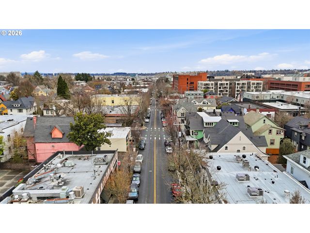 2575 Nw LOVEJOY St, Portland, OR 97210