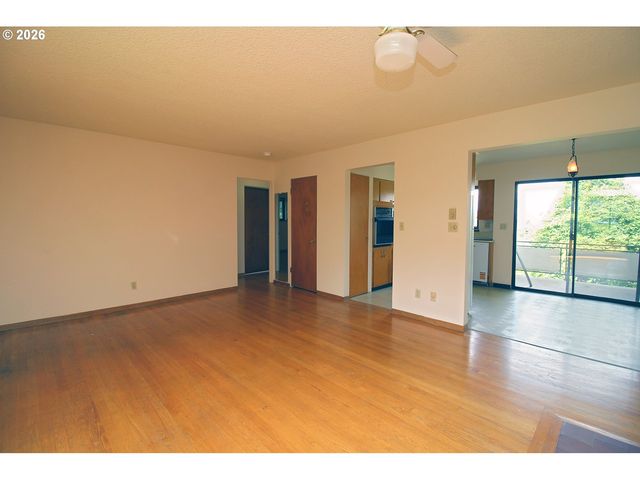 2575 Nw LOVEJOY St, Portland, OR 97210