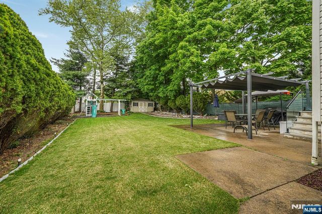 29 Fischer Avenue, Nutley, NJ 07110