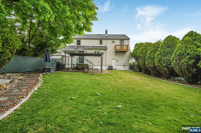 29 Fischer Avenue, Nutley, NJ 07110