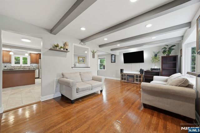 29 Fischer Avenue, Nutley, NJ 07110