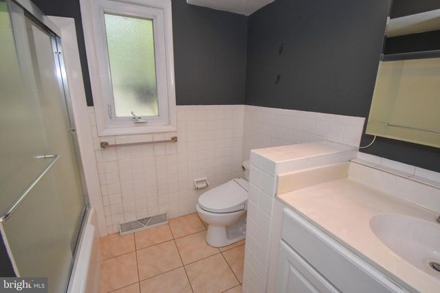 981 LIMEKILN RD, Doylestown, PA 18901