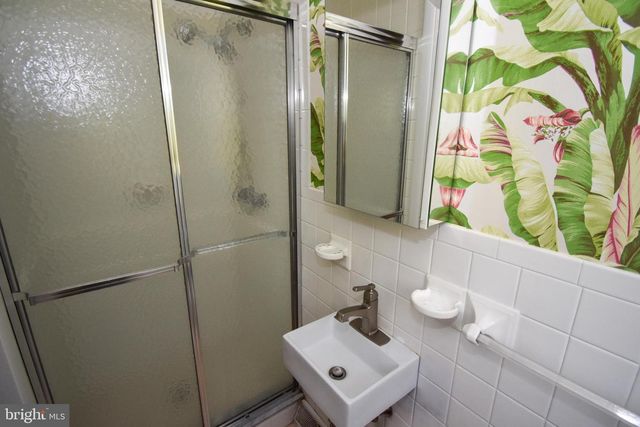 981 LIMEKILN RD, Doylestown, PA 18901