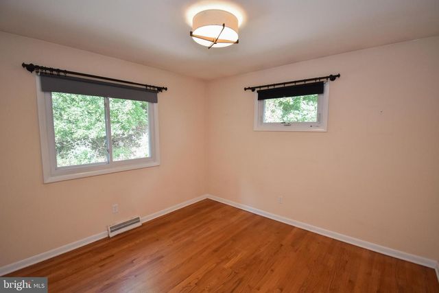 981 LIMEKILN RD, Doylestown, PA 18901