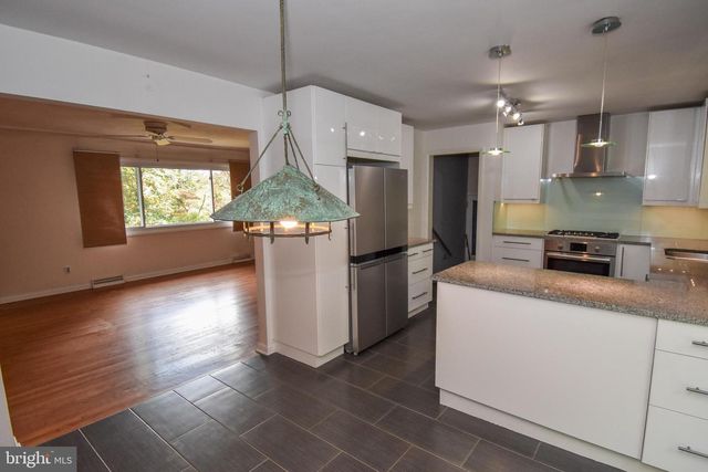 981 LIMEKILN RD, Doylestown, PA 18901