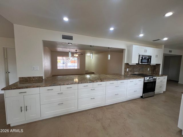 4437 E JOAN DE ARC Avenue, Phoenix, AZ 85032