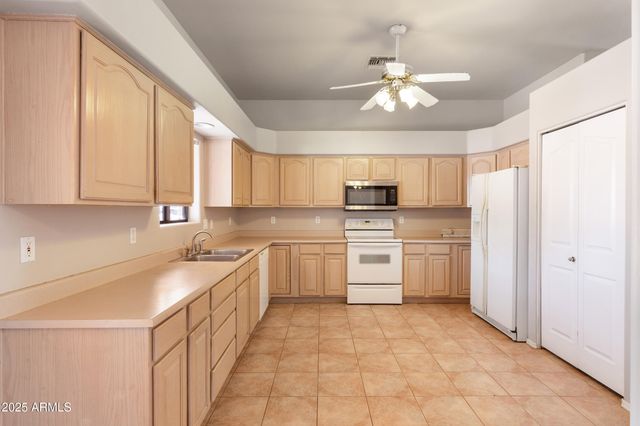 670 E MOON VISTA Street, Apache Junction, AZ 85119