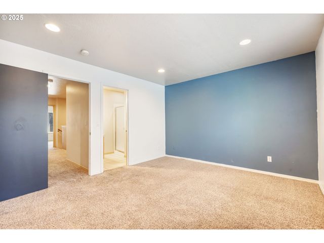 2833 Ne STAPLETON Rd, Vancouver, WA 98661