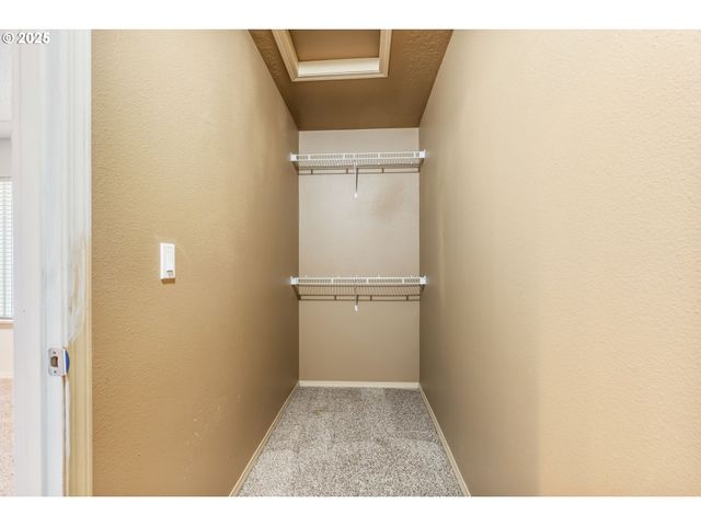 2833 Ne STAPLETON Rd, Vancouver, WA 98661