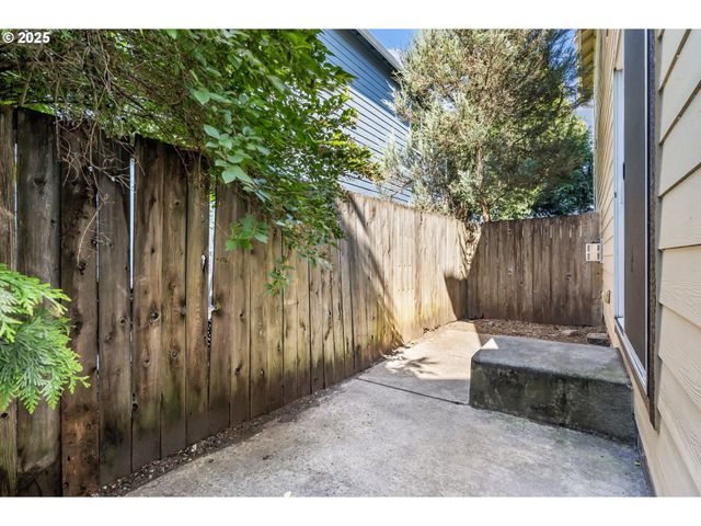 2833 Ne STAPLETON Rd, Vancouver, WA 98661