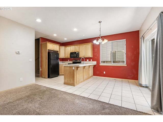 2833 Ne STAPLETON Rd, Vancouver, WA 98661