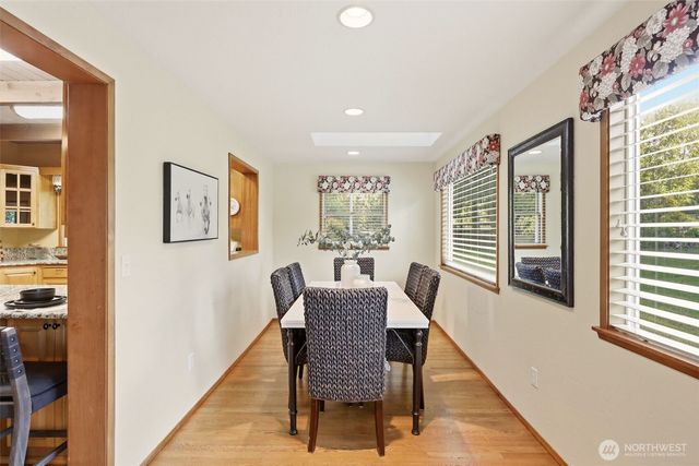 15714 Larson Lane, Mount Vernon, WA 98273