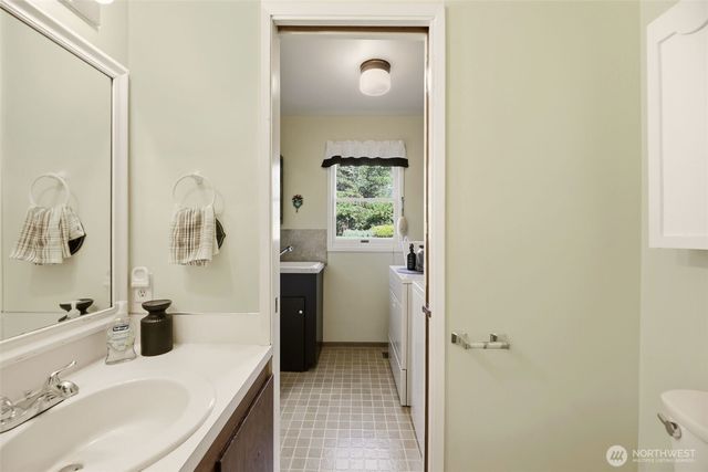 15714 Larson Lane, Mount Vernon, WA 98273