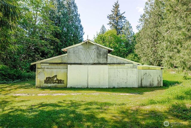 15714 Larson Lane, Mount Vernon, WA 98273