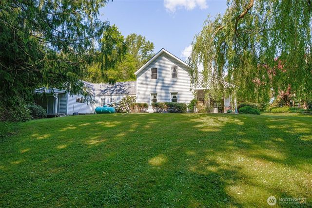 15714 Larson Lane, Mount Vernon, WA 98273