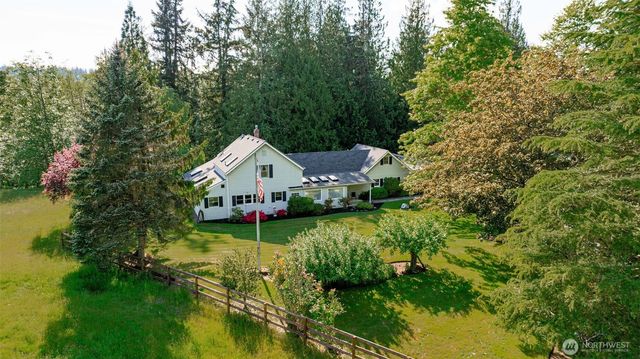 15714 Larson Lane, Mount Vernon, WA 98273