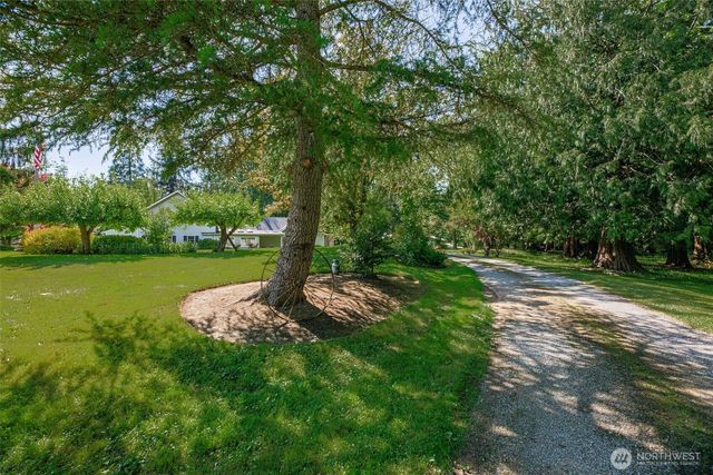 15714 Larson Lane, Mount Vernon, WA 98273