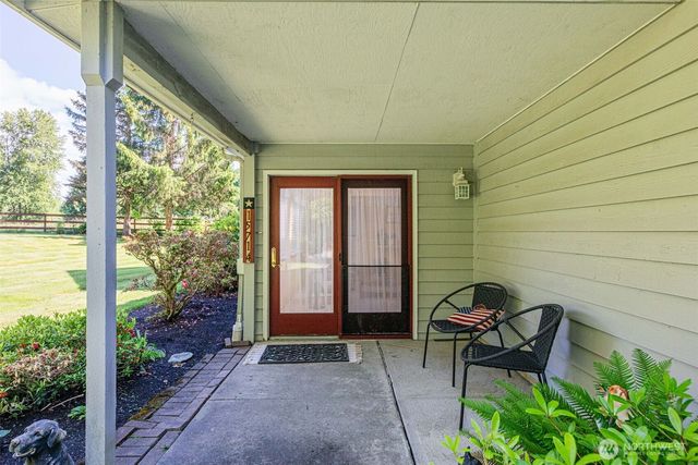 15714 Larson Lane, Mount Vernon, WA 98273