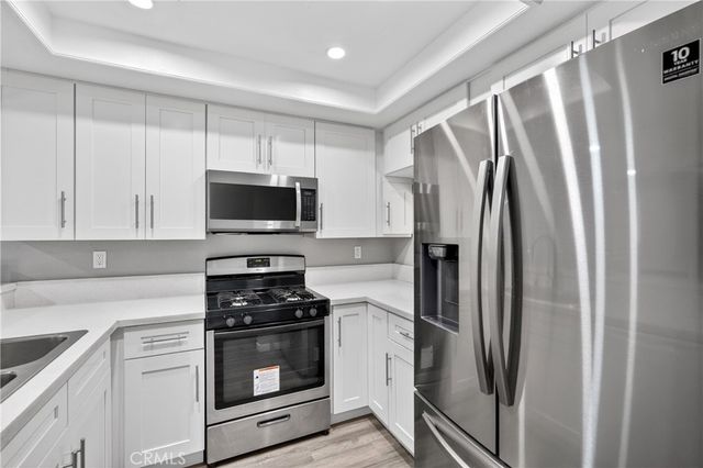 550 Orange Ave 114, Long Beach, CA 90802