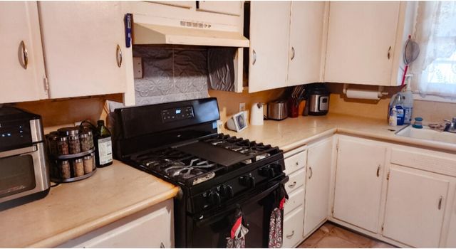 1212 Green Avenue, Wilson, TX 79381