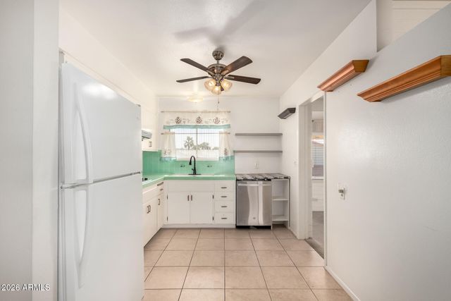 11023 W SUN CITY Boulevard, Sun City, AZ 85351