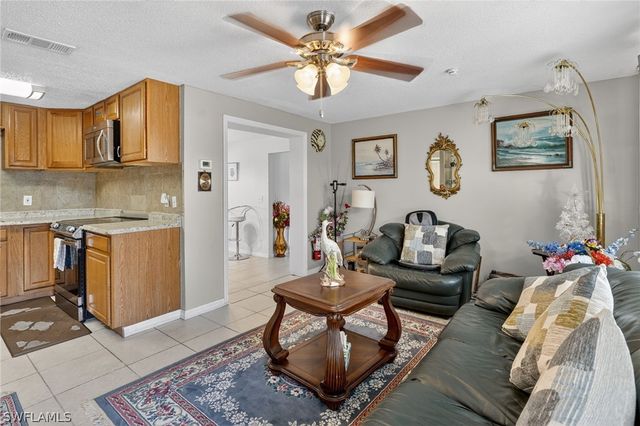 2201 Coronet ST, Fort Myers, FL 33907