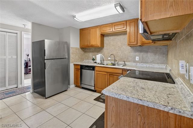 2201 Coronet ST, Fort Myers, FL 33907