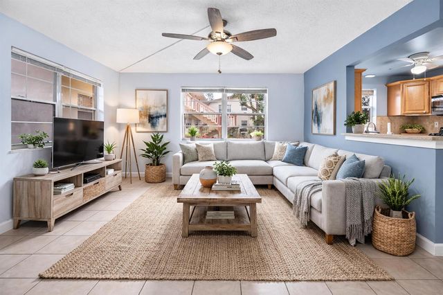 35 Sussex B, West Palm Beach, FL 33417