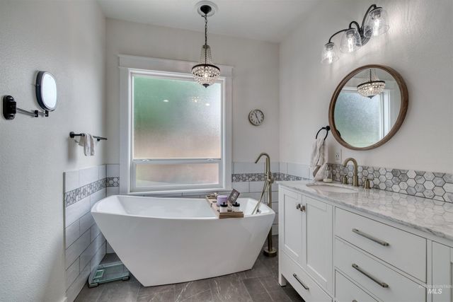 12420 W Murchison St, Boise, ID 83709