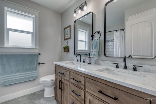 12420 W Murchison St, Boise, ID 83709