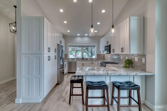 12420 W Murchison St, Boise, ID 83709