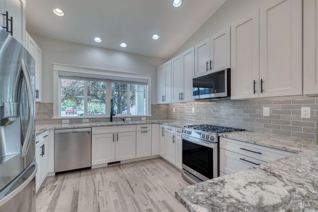 12420 W Murchison St, Boise, ID 83709