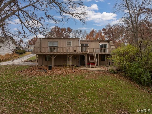 149 Rue Grand Drive, Lake St Louis, MO 63367