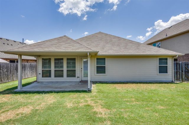 808 Goldenmist Drive, Little Elm, TX 75068