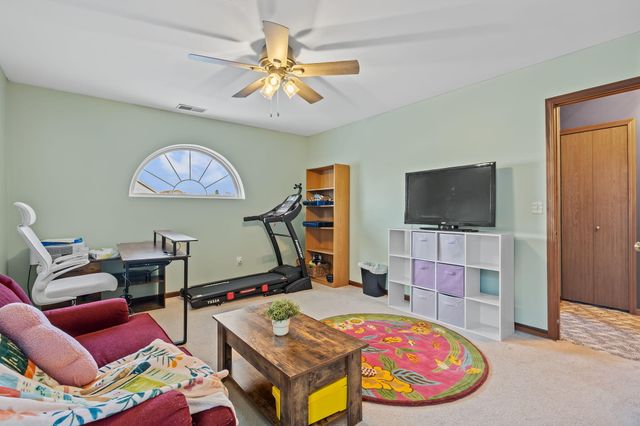 406 S Pleasant Drive, Kouts, IN 46347