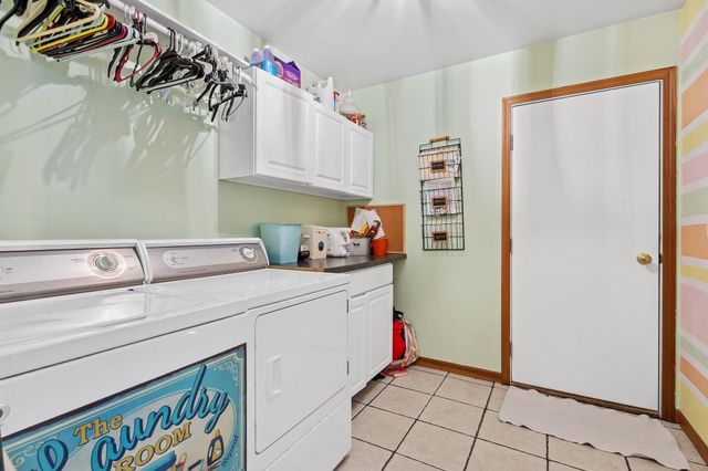 406 S Pleasant Drive, Kouts, IN 46347