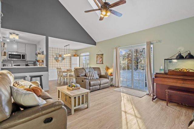 406 S Pleasant Drive, Kouts, IN 46347