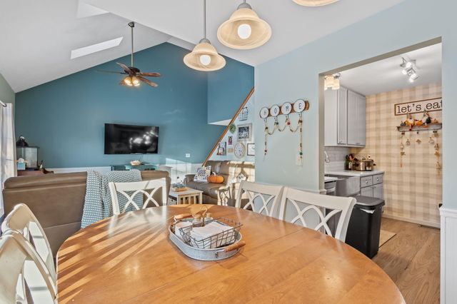 406 S Pleasant Drive, Kouts, IN 46347