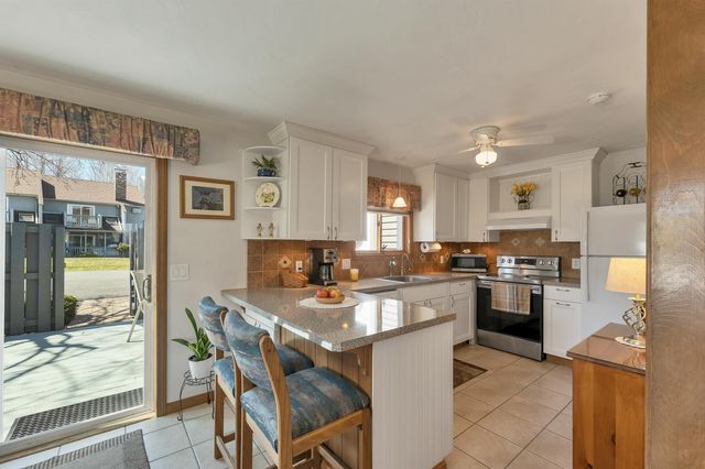 60 Weirs Rd Unit E1, Gilford, NH 03249