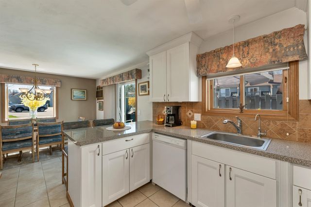 60 Weirs Rd Unit E1, Gilford, NH 03249